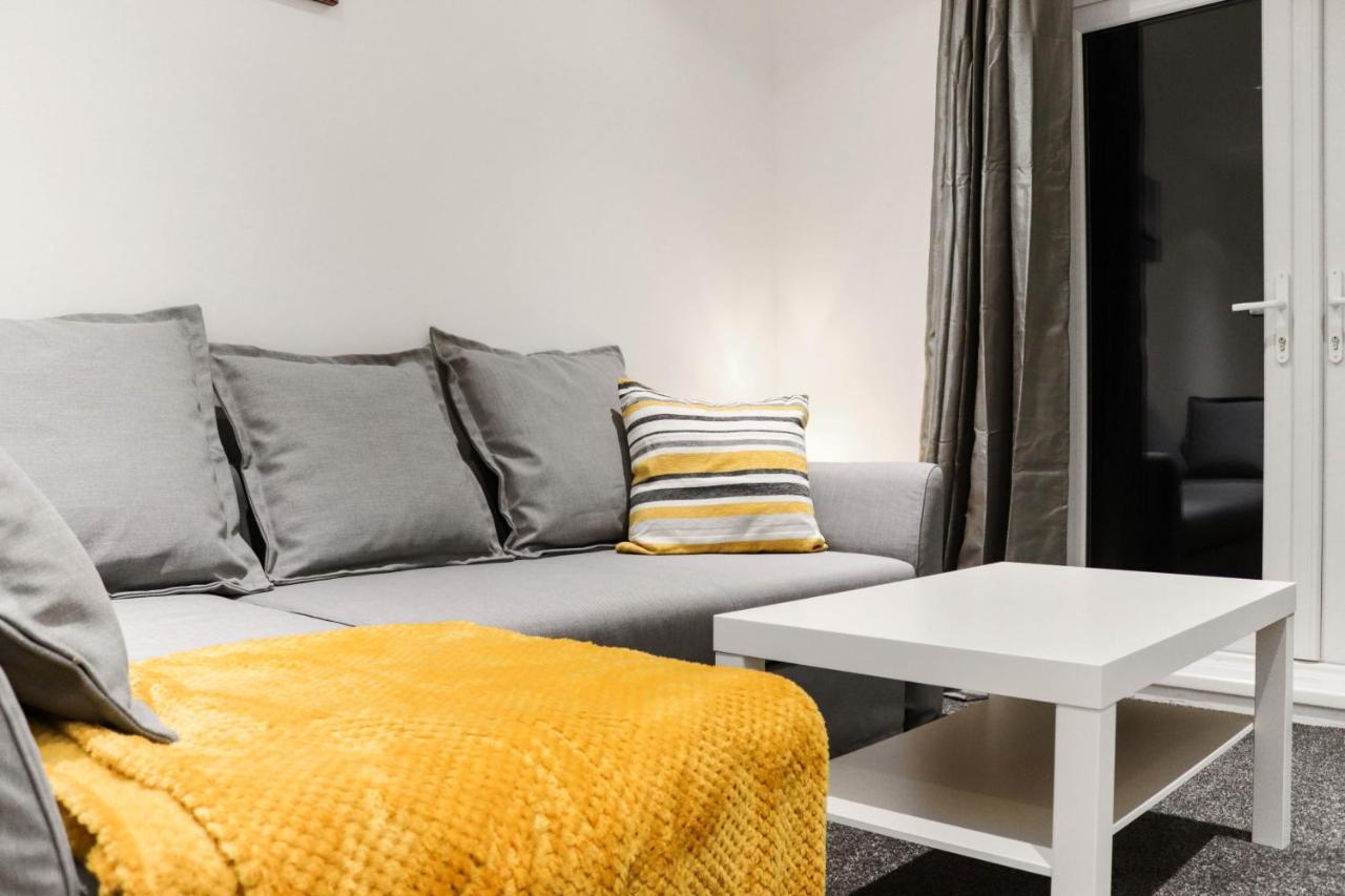 Stylish - Modern - Serviced Accommodation - In The Heart Of Northumberland Ashington  Bagian luar foto
